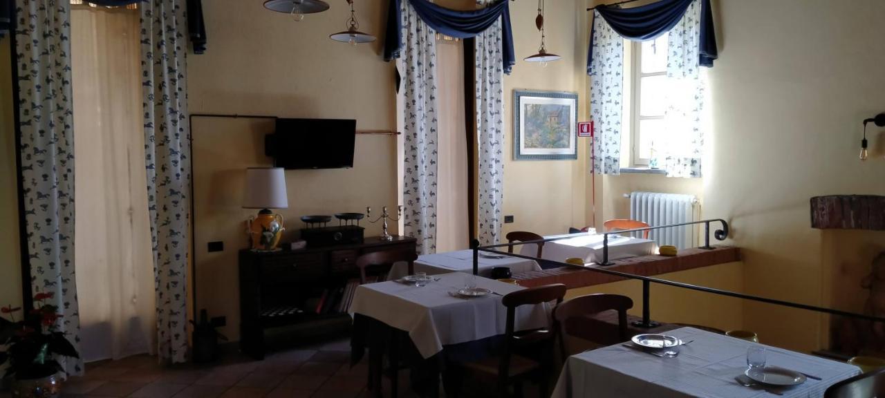 La Regibussa - Hotel Ristorante Asti Exteriör bild