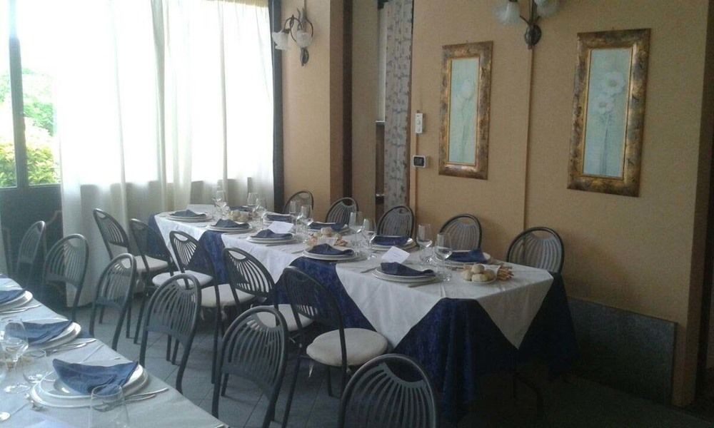 La Regibussa - Hotel Ristorante Asti Exteriör bild